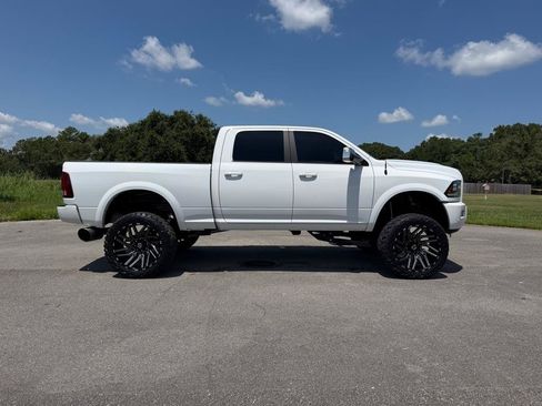 Used 2018 RAM 2500 Laramie w/ Sport Appearance Group AWD/4WD image 6