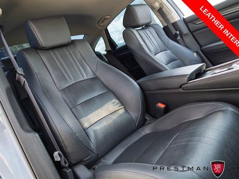 Used 2022 Honda Accord Touring image 4