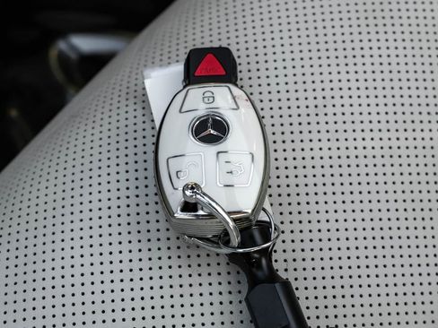 Used 2017 Mercedes-Benz SL 450 image 45