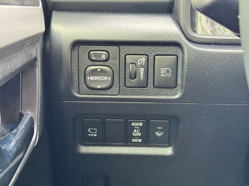 Used 2022 Toyota 4Runner Limited image 28