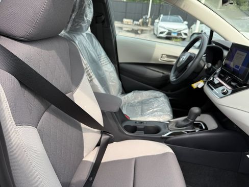 Used 2026 Toyota Corolla LE FWD image 18