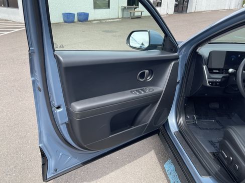 Certified 2025 Hyundai Ioniq 5 SEL AWD/4WD image 16