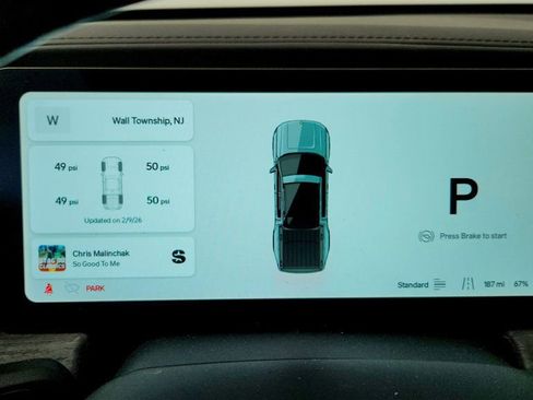 Used 2023 Rivian R1T Adventure image 15