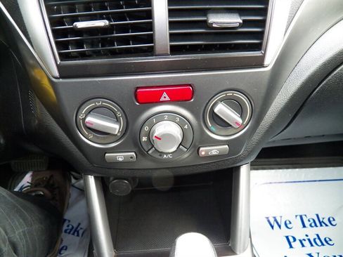 Used 2011 Subaru Forester 2.5X Premium w/ All-Weather Pkg image 21