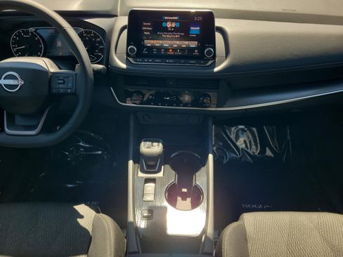 New 2026 Nissan Rogue SV FWD image 17