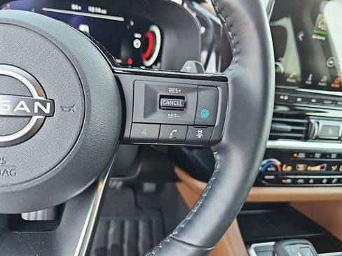 Used 2025 Nissan Pathfinder Platinum FWD image 20