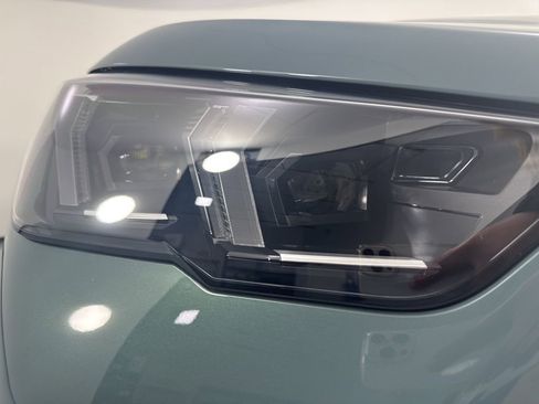 New 2026 BMW X2 xDrive28i w/ Technology Package image 8