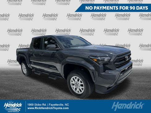 Used 2024 Toyota Tacoma SR5 w/ SR5 Upgrade Package AWD/4WD image 1