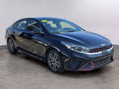 Used 2023 Kia Forte GT-Line image 3
