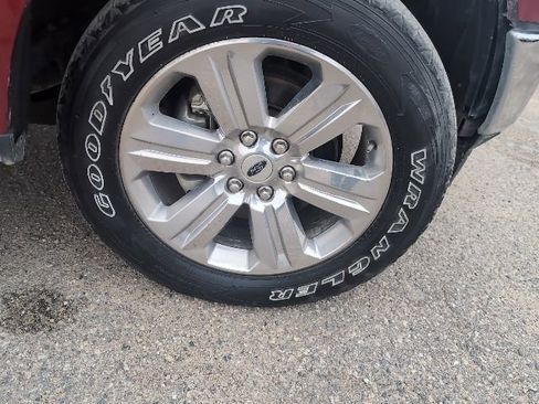 Certified 2019 Ford F150 XLT w/ Equipment Group 302A Luxury image 26