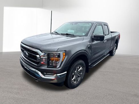Used 2021 Ford F150 XLT w/ Equipment Group 302A High AWD/4WD image 2