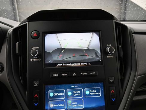 Used 2024 Subaru Crosstrek 2.0i AWD/4WD image 8