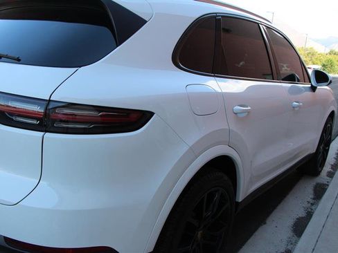 Used 2020 Porsche Cayenne image 45