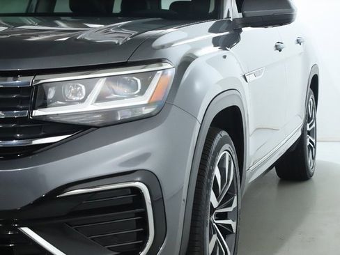 Used 2023 Volkswagen Atlas SEL Premium image 14