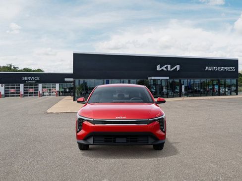 New 2025 Kia K4 image 2