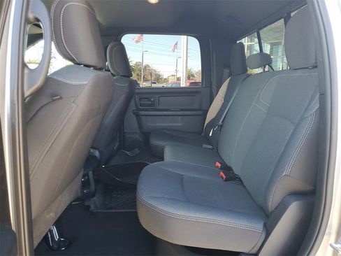 Used 2024 RAM 3500 Tradesman w/ Chrome Appearance Group image 24