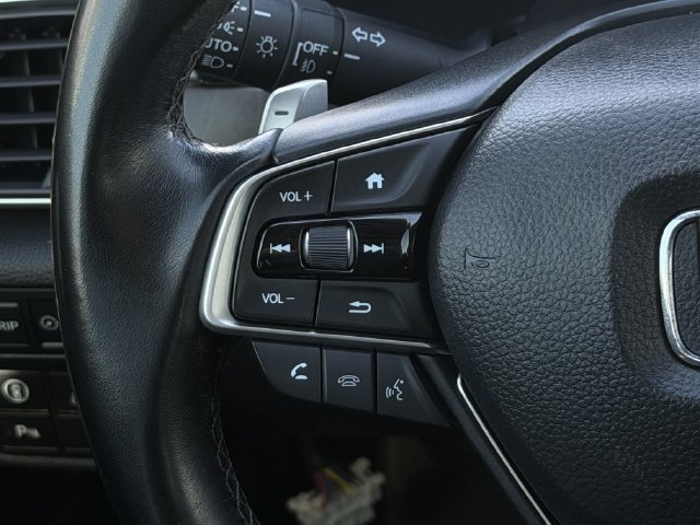 Used 2020 Honda Accord Touring image 14