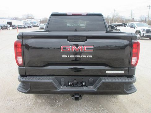 New 2026 GMC Sierra 1500 Elevation image 6
