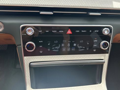 New 2026 Genesis GV80 3.5T Advanced AWD/4WD image 19