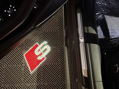 Used 2022 Audi S5 Premium Plus w/ Premium Plus Package image 14