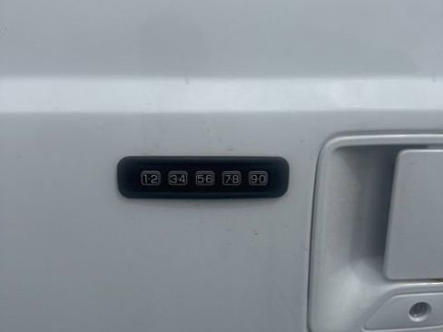 Used 2016 Ford F250 Lariat w/ Lariat Ultimate Package AWD/4WD image 22