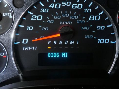 Used 2025 Chevrolet Express 2500 w/ Driver Convenience Package RWD image 22