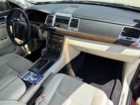 Used 2011 Lincoln MKS FWD image 14
