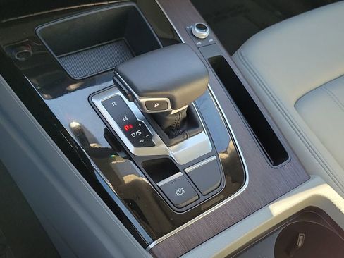 Certified 2023 Audi Q5 2.0T Premium w/ Convenience Package image 15