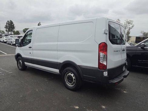 Used 2018 Ford Transit 150 130 Low Roof RWD image 3