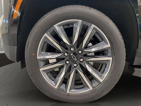 New 2026 Chevrolet Tahoe LS w/ LS Custom Edition AWD/4WD image 10