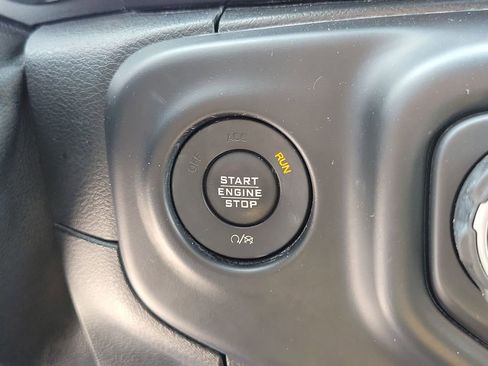 Certified 2020 Jeep Wrangler Unlimited Sport image 30