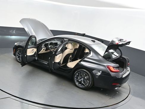 New 2026 BMW 330i Sedan w/ Convenience Package image 47