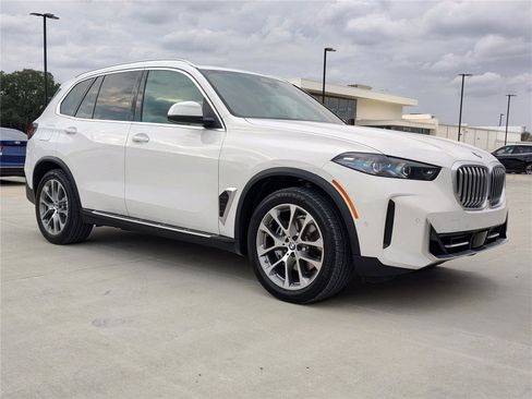 Used 2025 BMW X5 xDrive40i image 12