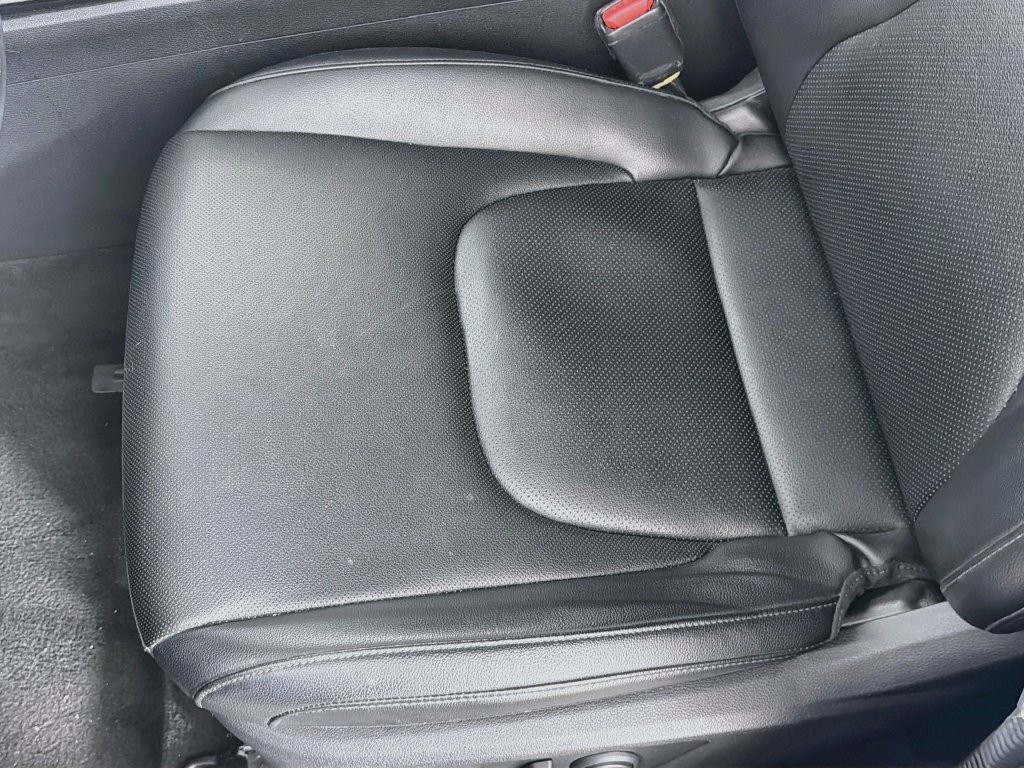 Used 2024 Kia Sportage EX AWD/4WD image 19