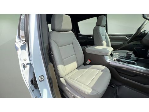 New 2026 Chevrolet Silverado 1500 LTZ w/ LTZ Premium Package AWD/4WD image 32