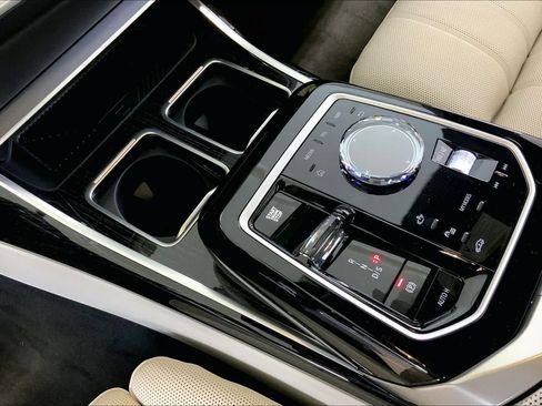 New 2026 BMW 740i xDrive w/ Executive Package AWD/4WD image 7