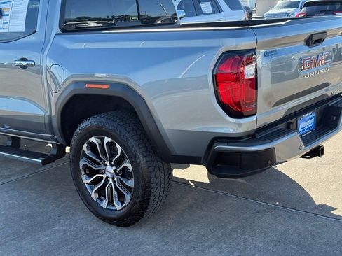 Used 2023 GMC Canyon Denali image 15