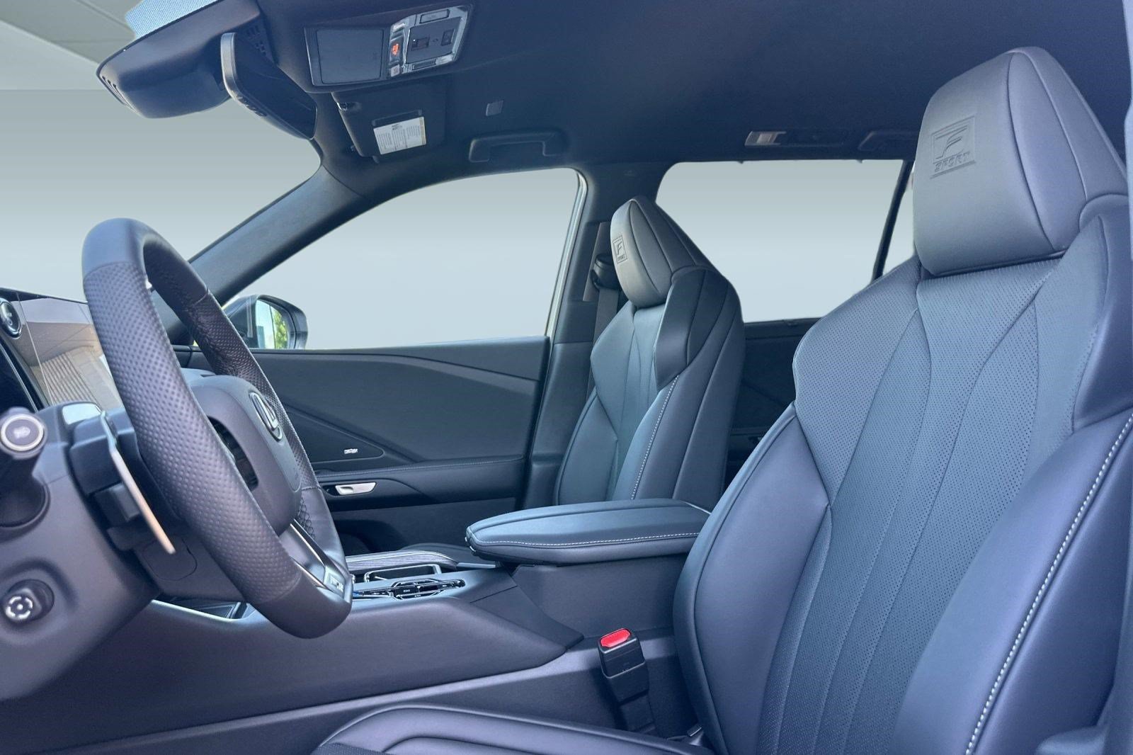 New 2026 Lexus TX 500h AWD w/ Technology Package image 5