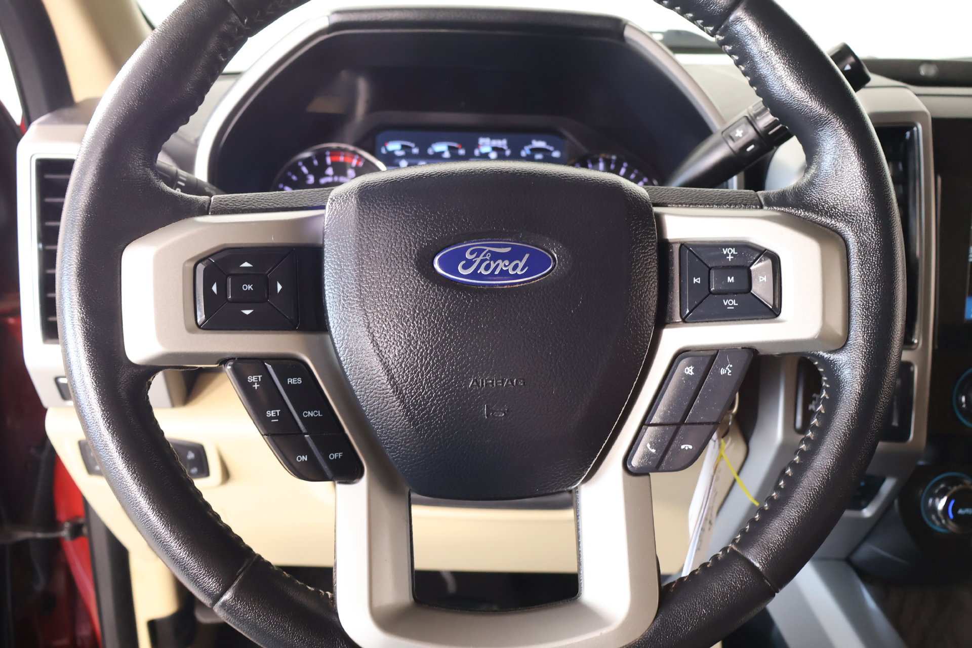 Used 2019 Ford F250 Lariat w/ Chrome Package AWD/4WD image 3