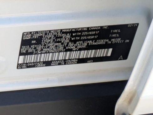 Used 2024 Toyota RAV4 XLE FWD image 34