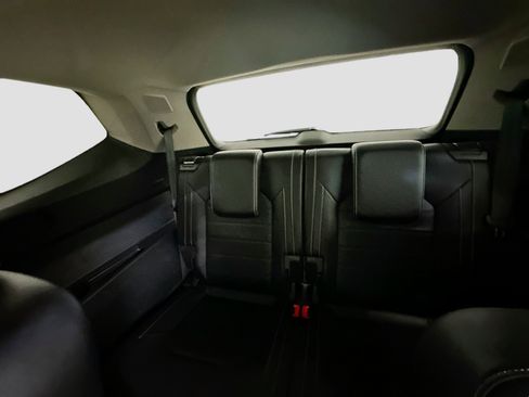 Used 2022 Volkswagen Atlas SEL Premium image 31