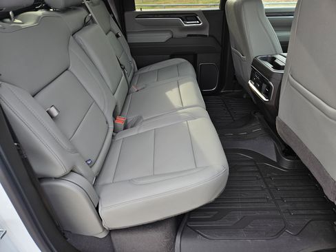 New 2026 GMC Sierra 2500 SLT w/ Texas SLT Premium Package image 28