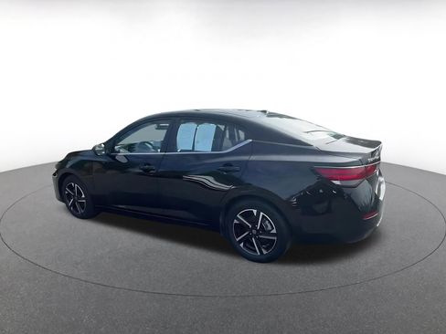 Used 2025 Nissan Sentra SV image 10