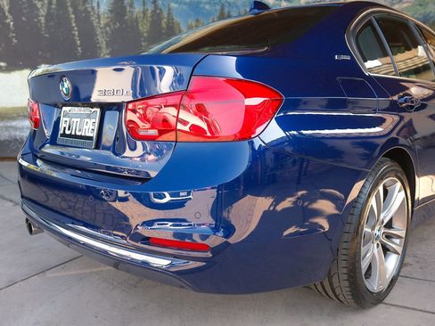 Used 2017 BMW 330e RWD image 50