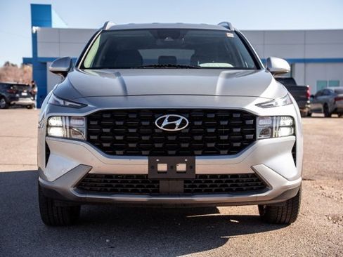 Used 2023 Hyundai Santa Fe SEL image 2