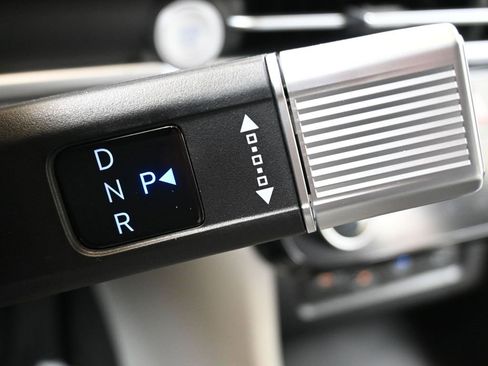 New 2026 Hyundai Tucson Blue SE image 31