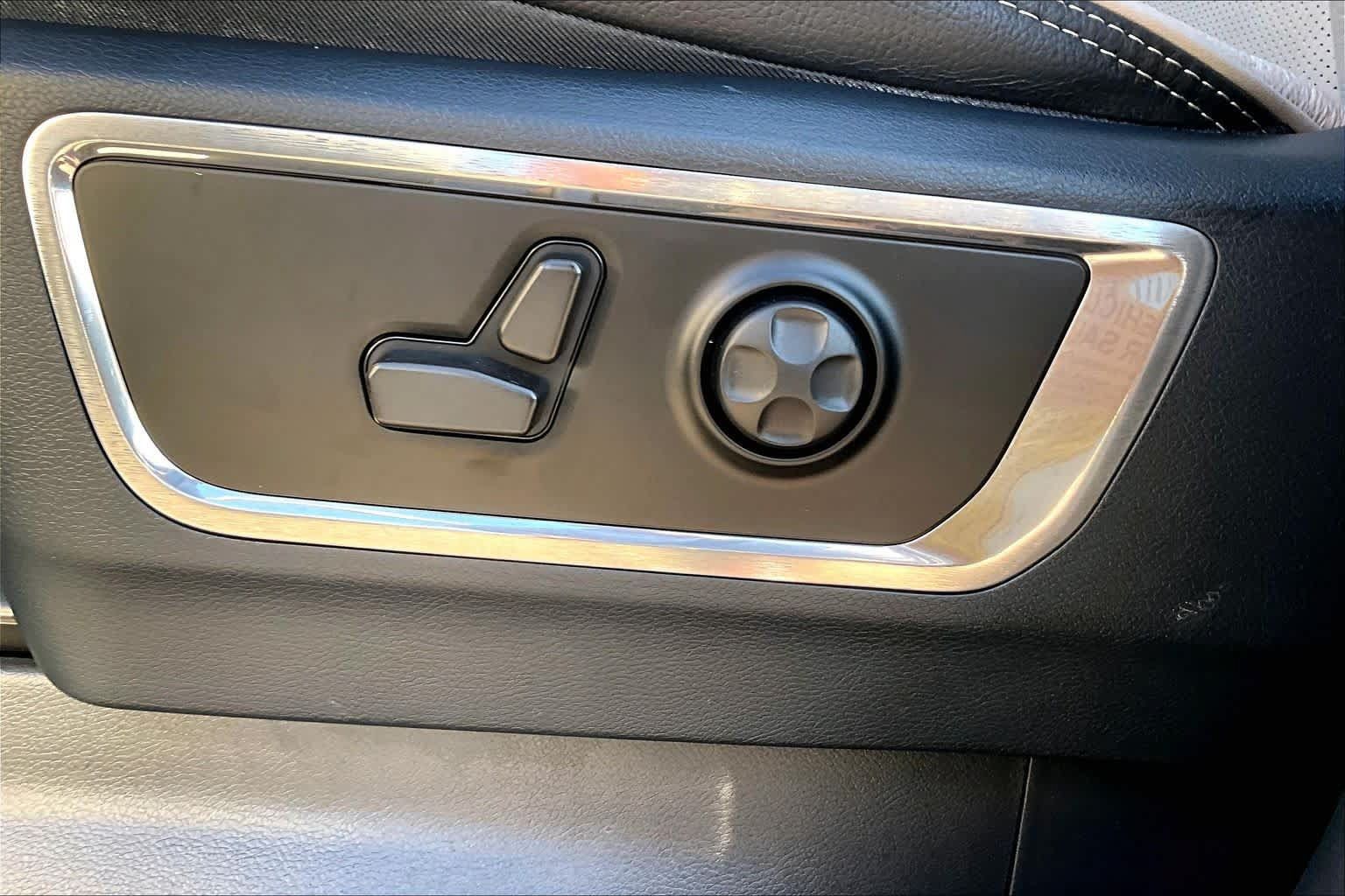 Used 2022 RAM 1500 Limited RWD image 33