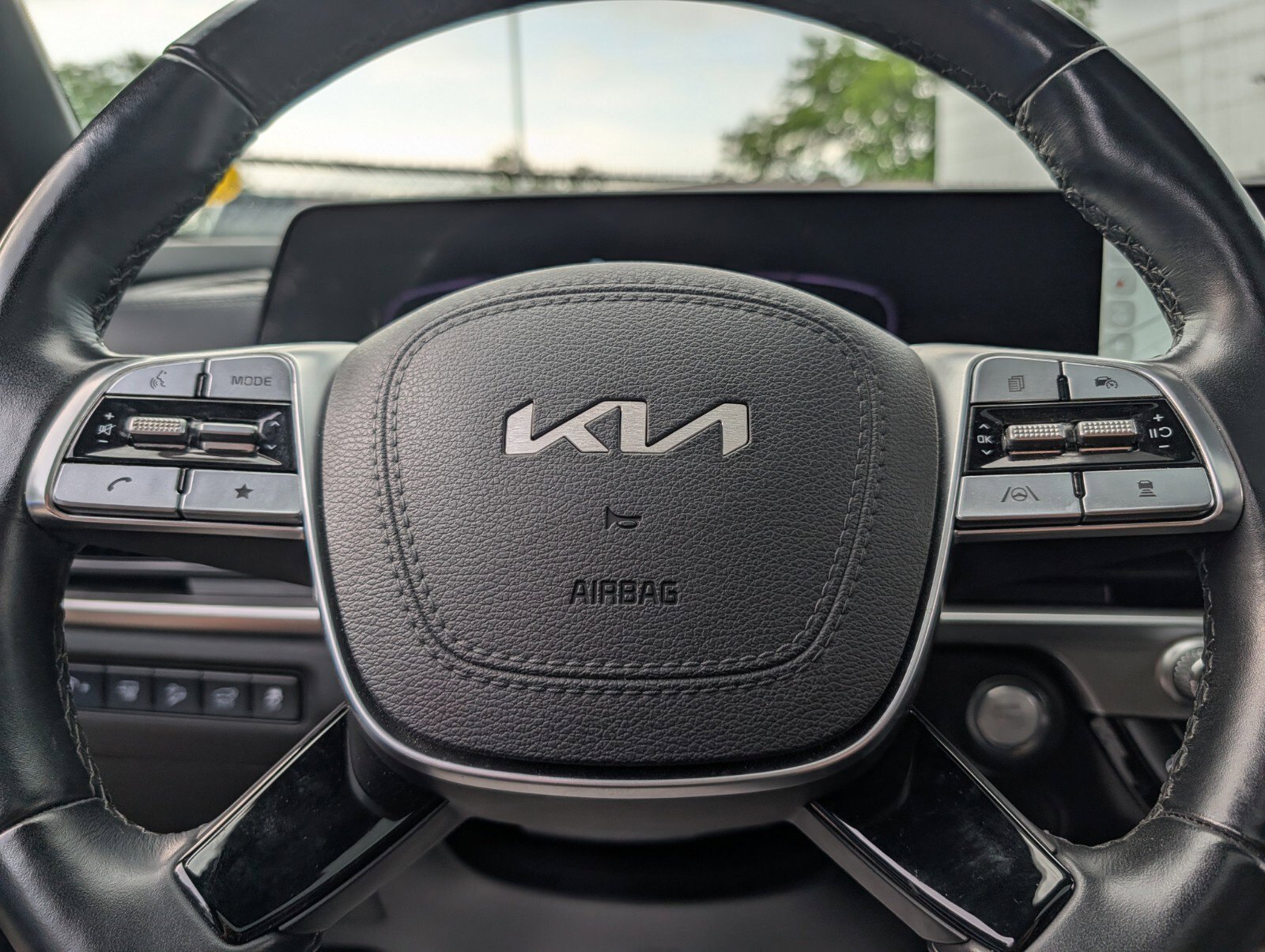 Used 2024 Kia Telluride EX X-Line AWD/4WD image 37