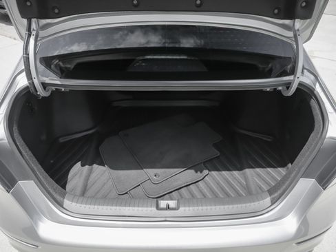 Used 2023 Honda Accord Sport image 41