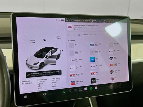 Used 2018 Tesla Model 3 Long Range AWD/4WD image 18